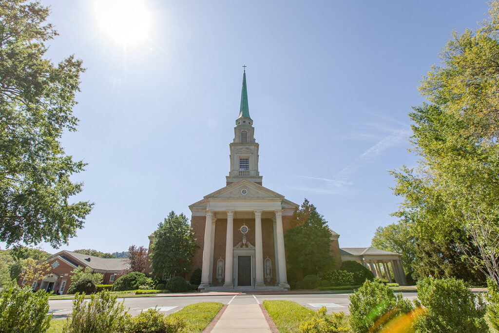 First Presbyterian Church shot by Nashville wedding photographers